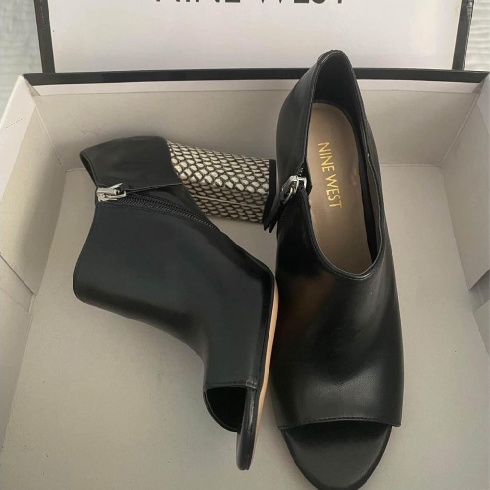 brand new women boot
